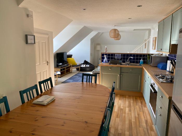 Kitchen Dining Area