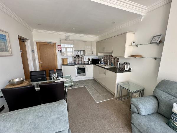 Apartment 3